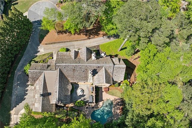 105 Kingston Manor, Atlanta, GA 30342