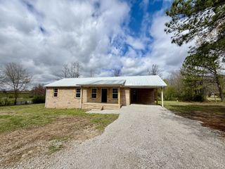 222 Good Hope Rd, Lawrenceburg, TN 38464