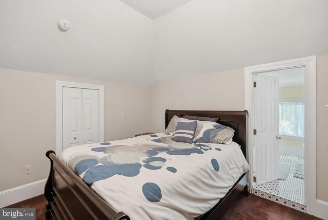 9026 SUDLEY RD, Manassas, VA 20110