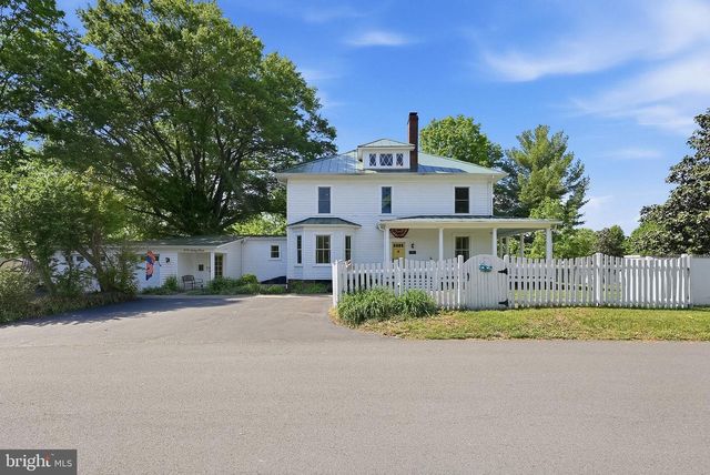 9026 SUDLEY RD, Manassas, VA 20110