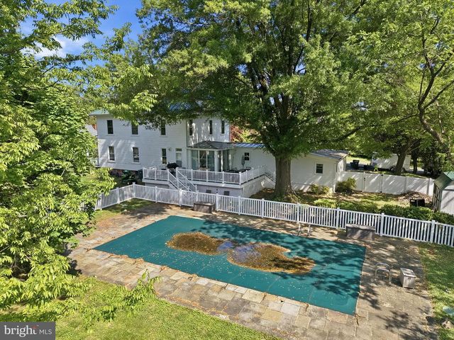 9026 SUDLEY RD, Manassas, VA 20110