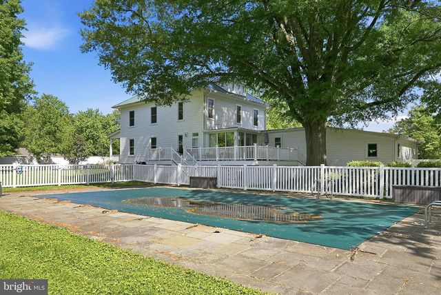9026 SUDLEY RD, Manassas, VA 20110