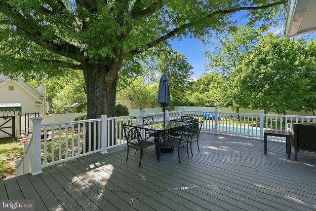 9026 SUDLEY RD, Manassas, VA 20110