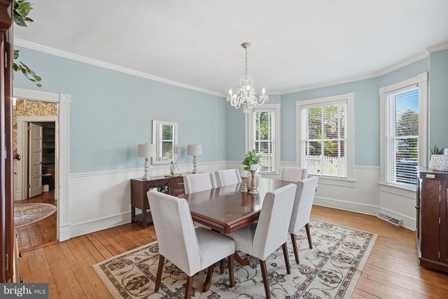 9026 SUDLEY RD, Manassas, VA 20110