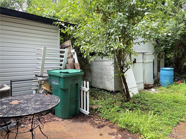 1542 Starlight Drive, St Louis, MO 63135