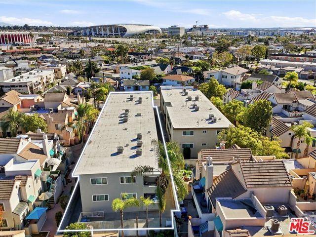 427 E Tamarack Avenue, Inglewood, CA 90301