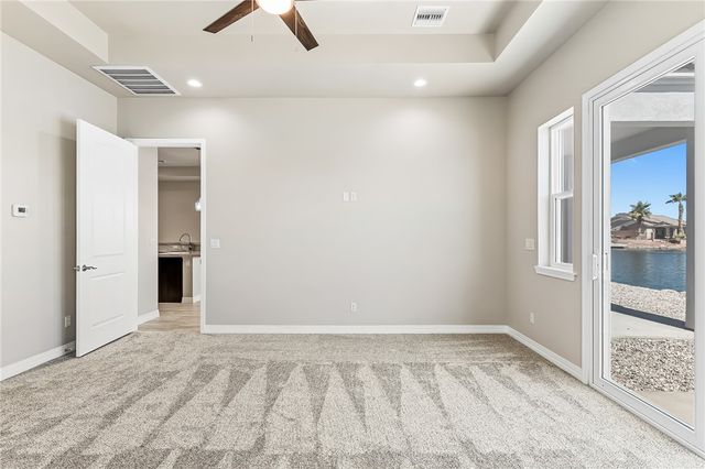 6136 S Via Del Aqua Drive, Fort Mohave, AZ 86426