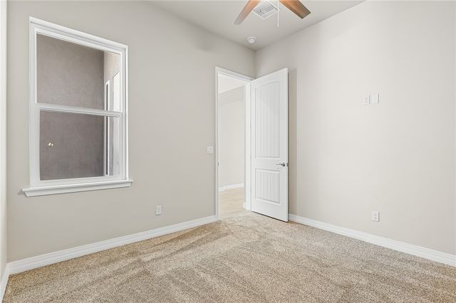 6136 S Via Del Aqua Drive, Fort Mohave, AZ 86426