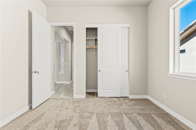 6136 S Via Del Aqua Drive, Fort Mohave, AZ 86426