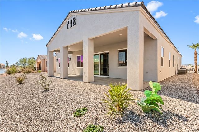 6136 S Via Del Aqua Drive, Fort Mohave, AZ 86426