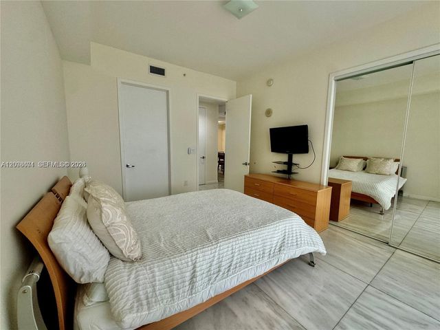 18101 Collins Ave 4302, Sunny Isles Beach, FL 33160