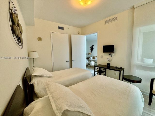 18101 Collins Ave 4302, Sunny Isles Beach, FL 33160