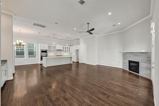 5514 Petty Street A, Houston, TX 77007