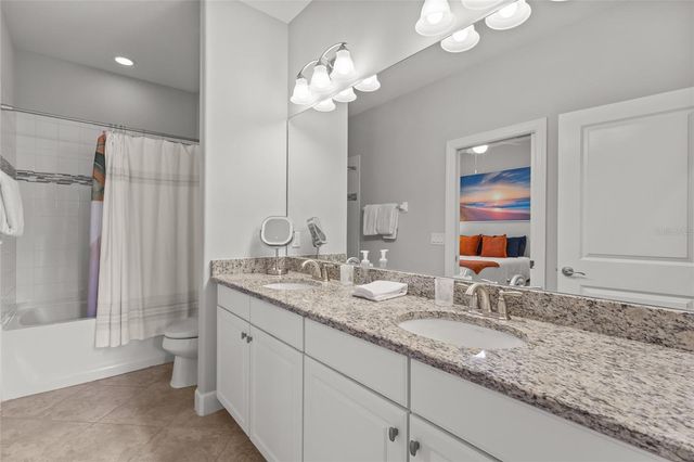 5019 SAVONA RUN, Bradenton, FL 34211