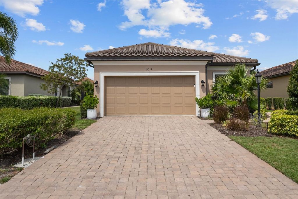 5019 SAVONA RUN, Bradenton, FL 34211