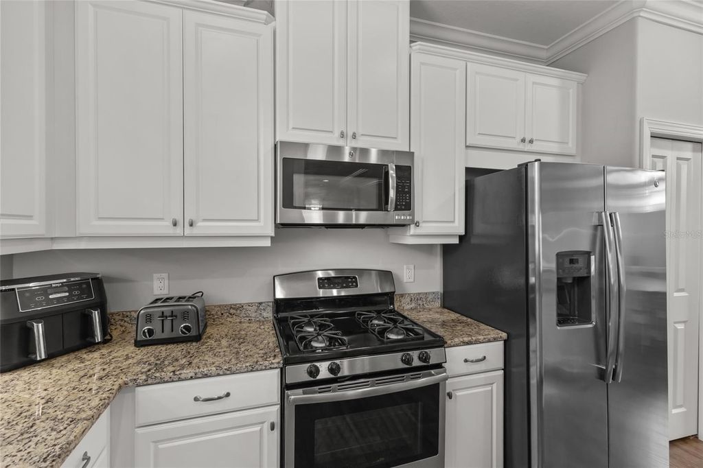 Image 11 of property listing at 5019 SAVONA RUN, Bradenton, FL 34211