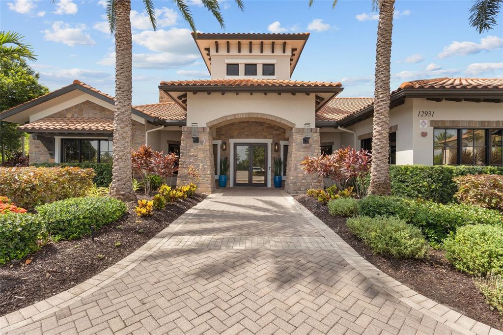 Image 34 of property listing at 5019 SAVONA RUN, Bradenton, FL 34211
