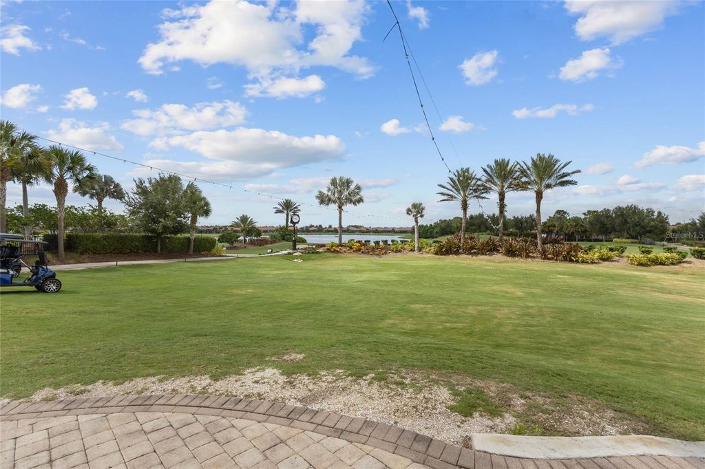 Image 45 of property listing at 5019 SAVONA RUN, Bradenton, FL 34211