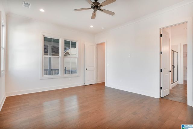 00552 VILLAGE GREEN WAY, Hoover, AL 35226