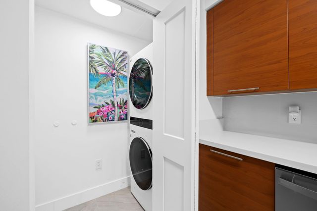 350 SE 2nd Street 2280, Fort Lauderdale, FL 33301