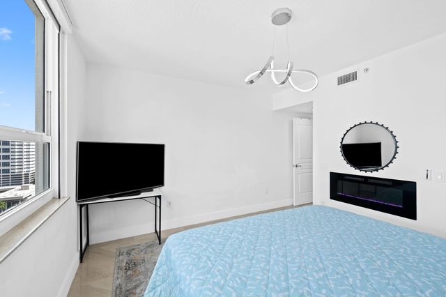 350 SE 2nd Street 2280, Fort Lauderdale, FL 33301