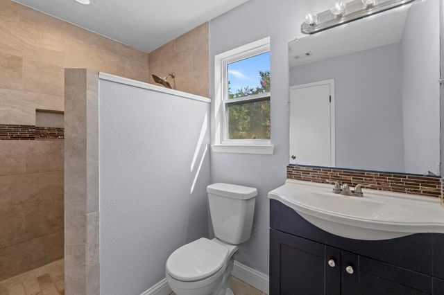 809 Stillhouse SPG, Round Rock, TX 78681