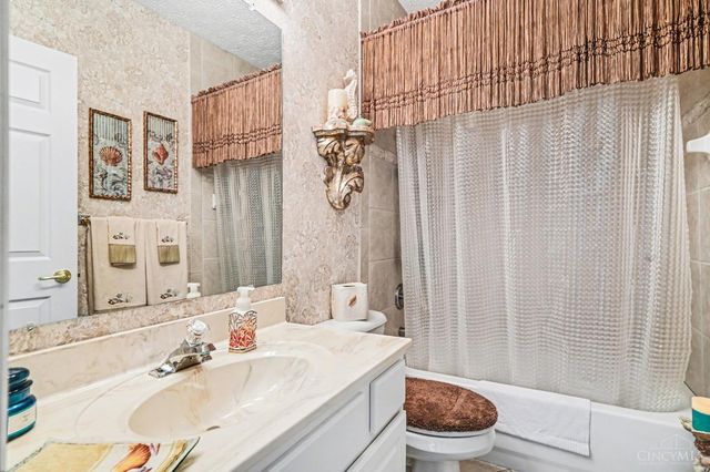 6278 Greens Way, Fairfield Twp, OH 45011