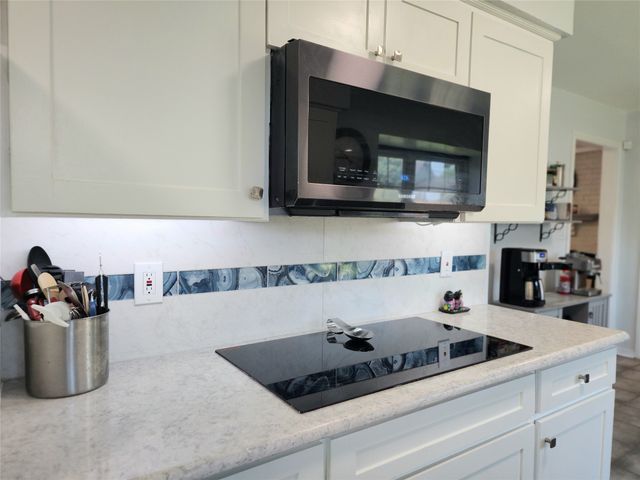 1929 Vista Oaks Drive, Carrollton, TX 75007
