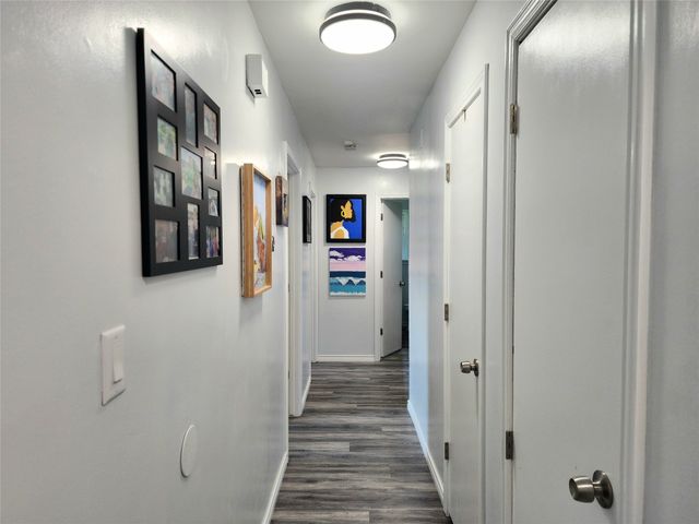 1929 Vista Oaks Drive, Carrollton, TX 75007