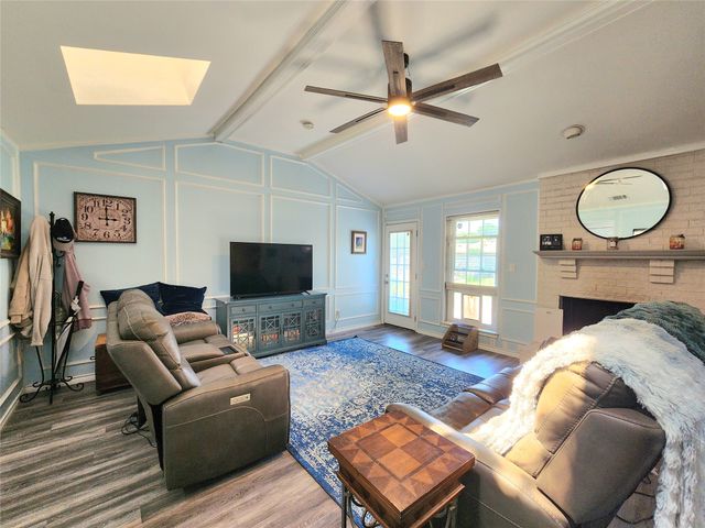 1929 Vista Oaks Drive, Carrollton, TX 75007
