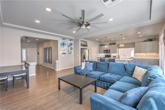 7266 Gypsy Canyon Court, Las Vegas, NV 89118