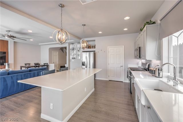 7266 Gypsy Canyon Court, Las Vegas, NV 89118