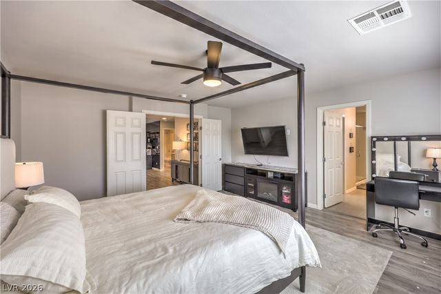 7266 Gypsy Canyon Court, Las Vegas, NV 89118