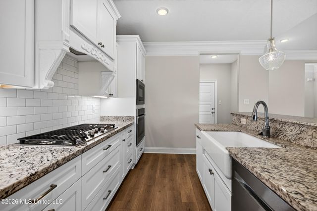 10497 W Landon Green Circle, Gulfport, MS 39503