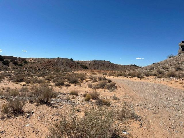 5627 Da Vinci Boulevard NE, Rio Rancho, NM 87144