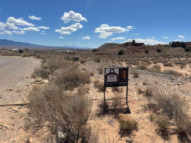 5627 Da Vinci Boulevard NE, Rio Rancho, NM 87144