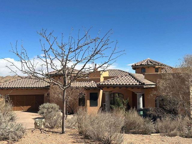 5627 Da Vinci Boulevard NE, Rio Rancho, NM 87144