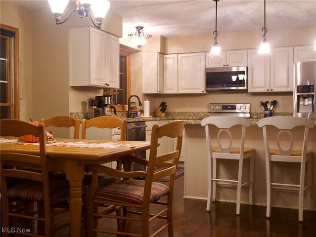 19876 Benwood Court, Strongsville, OH 44149