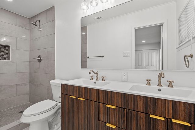 535 N Stefka Drive, Robinson, TX 76706