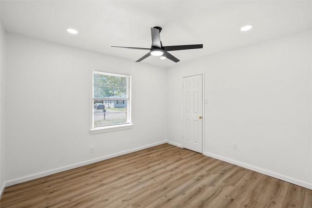 535 N Stefka Drive, Robinson, TX 76706