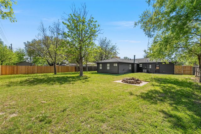 535 N Stefka Drive, Robinson, TX 76706