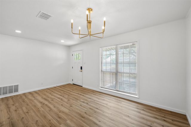 535 N Stefka Drive, Robinson, TX 76706