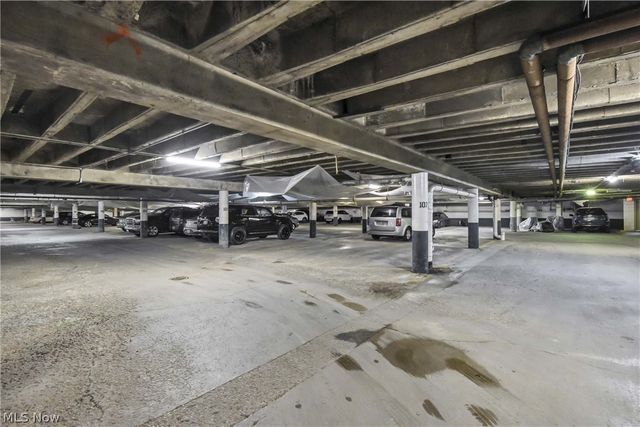 11850 Edgewater Drive 619, Lakewood, OH 44107