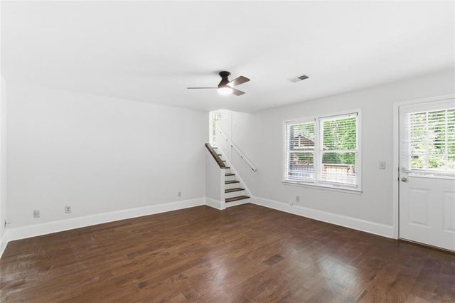1156 Meadow Oaks Drive NW, Acworth, GA 30102