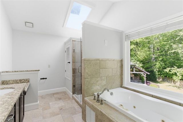 1156 Meadow Oaks Drive NW, Acworth, GA 30102