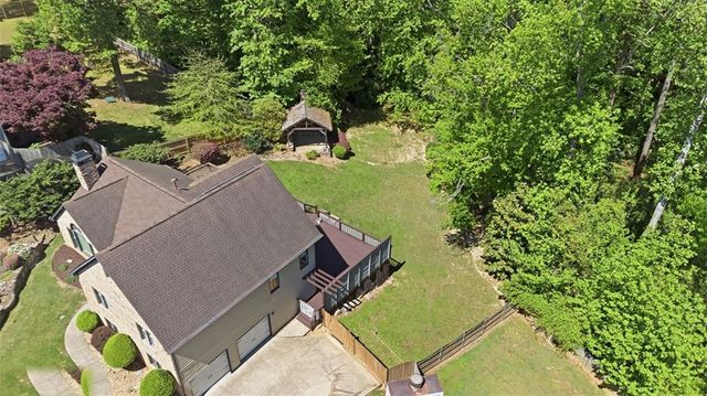 1156 Meadow Oaks Drive NW, Acworth, GA 30102