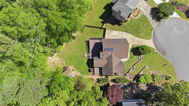 1156 Meadow Oaks Drive NW, Acworth, GA 30102