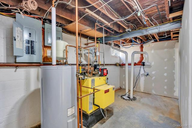 3685 Prairie Path, Bethpage, NY 11714