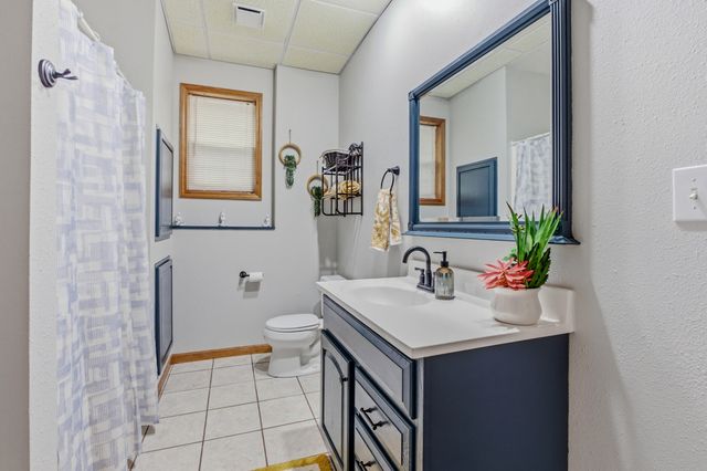 1753 DEL CERRO DR, Jefferson City, MO 65101