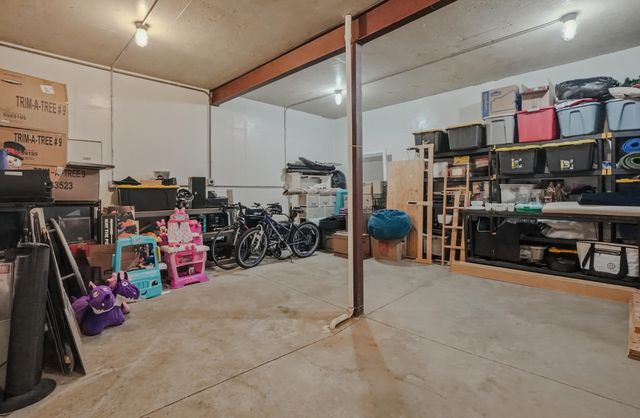 1753 DEL CERRO DR, Jefferson City, MO 65101